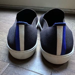 ROTHY’S EUC BLACK ORIGINAL SLIP ON SNEAKERS